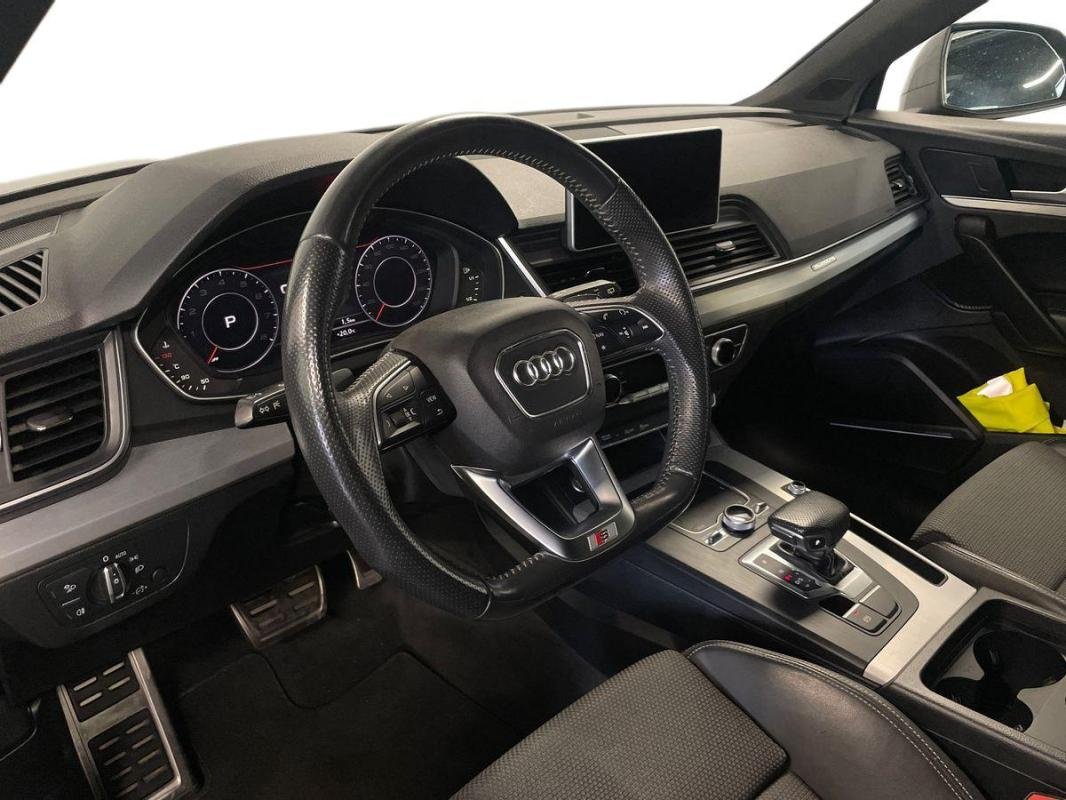 Audi Q5 - Photo 9