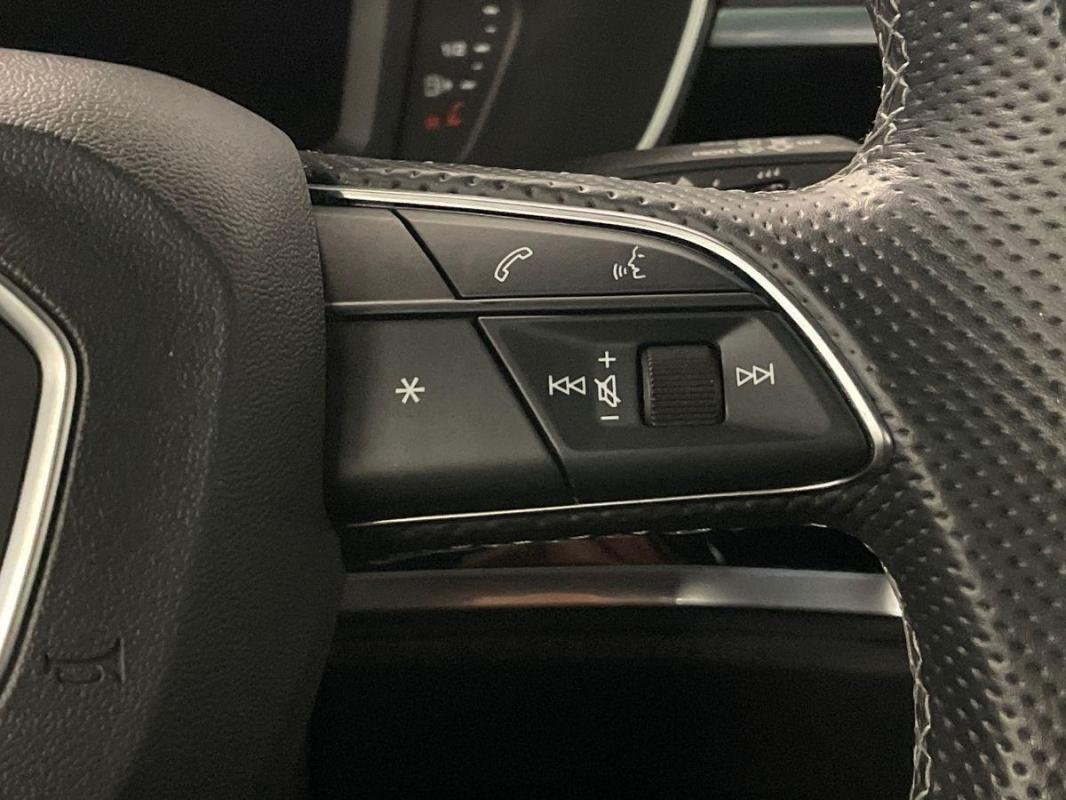 Audi Q3 - Photo 20