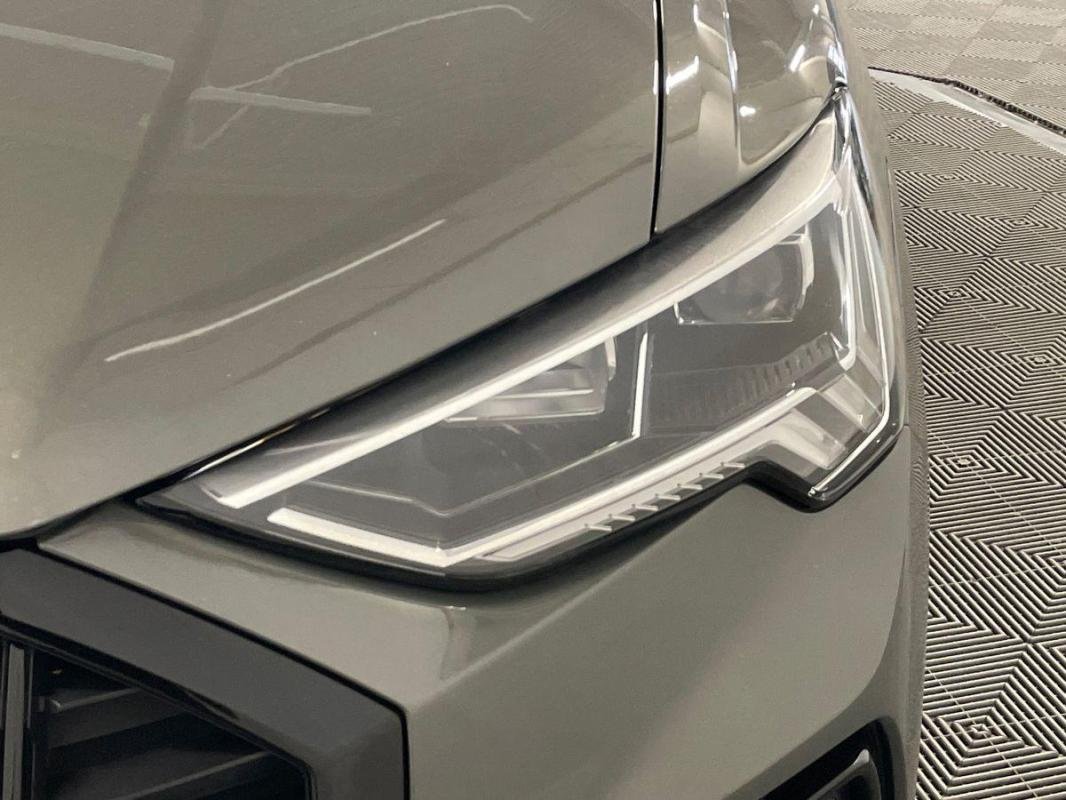 Audi Q3 - Photo 25