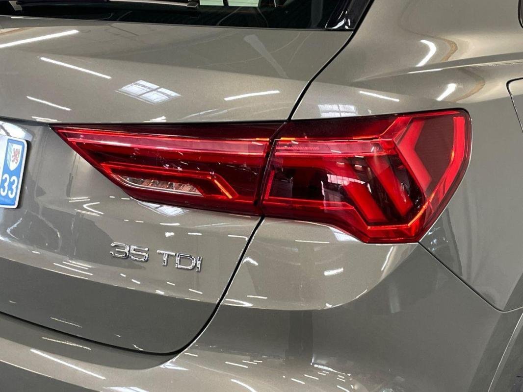 Audi Q3 - Photo 30