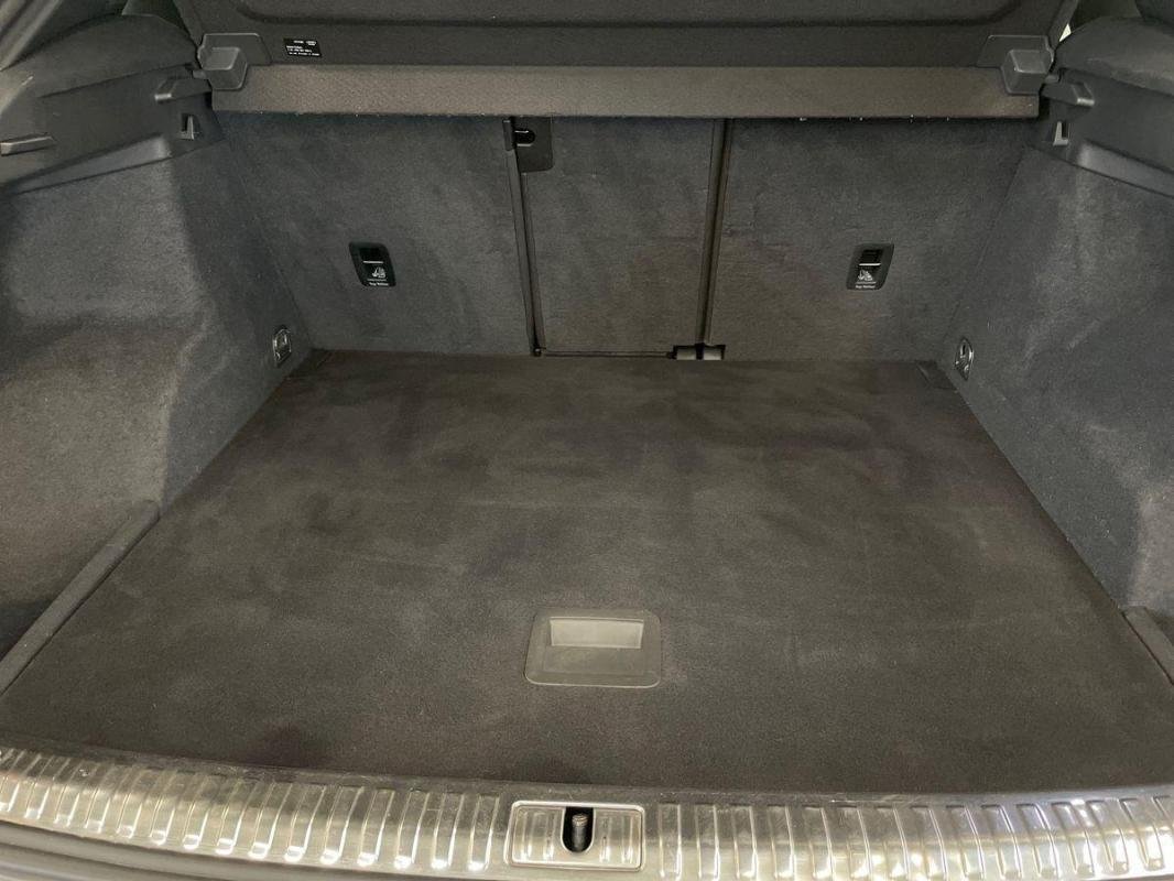 Audi Q3 - Photo 31