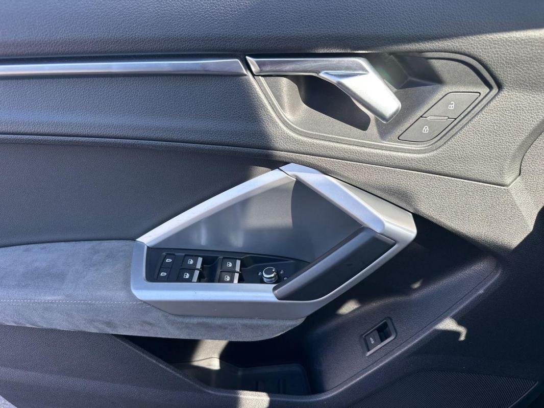 Audi Q3 - Photo 15