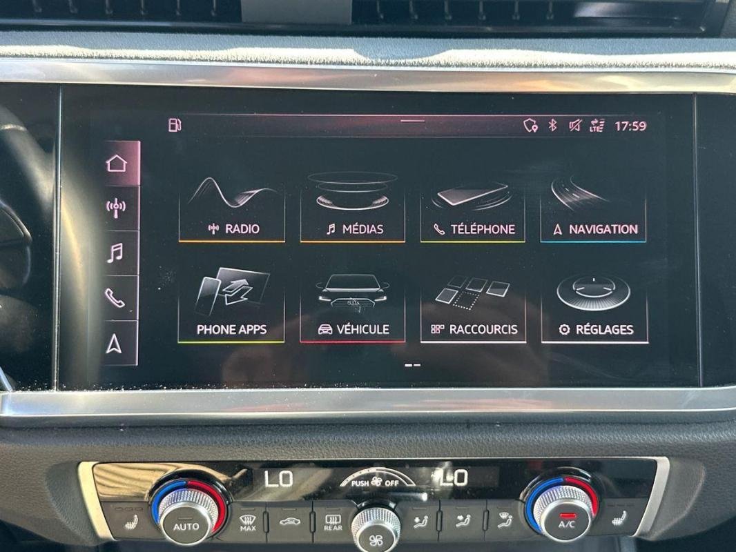 Audi Q3 - Photo 16