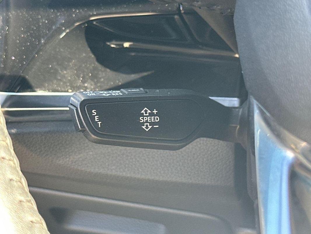 Audi Q3 - Photo 21
