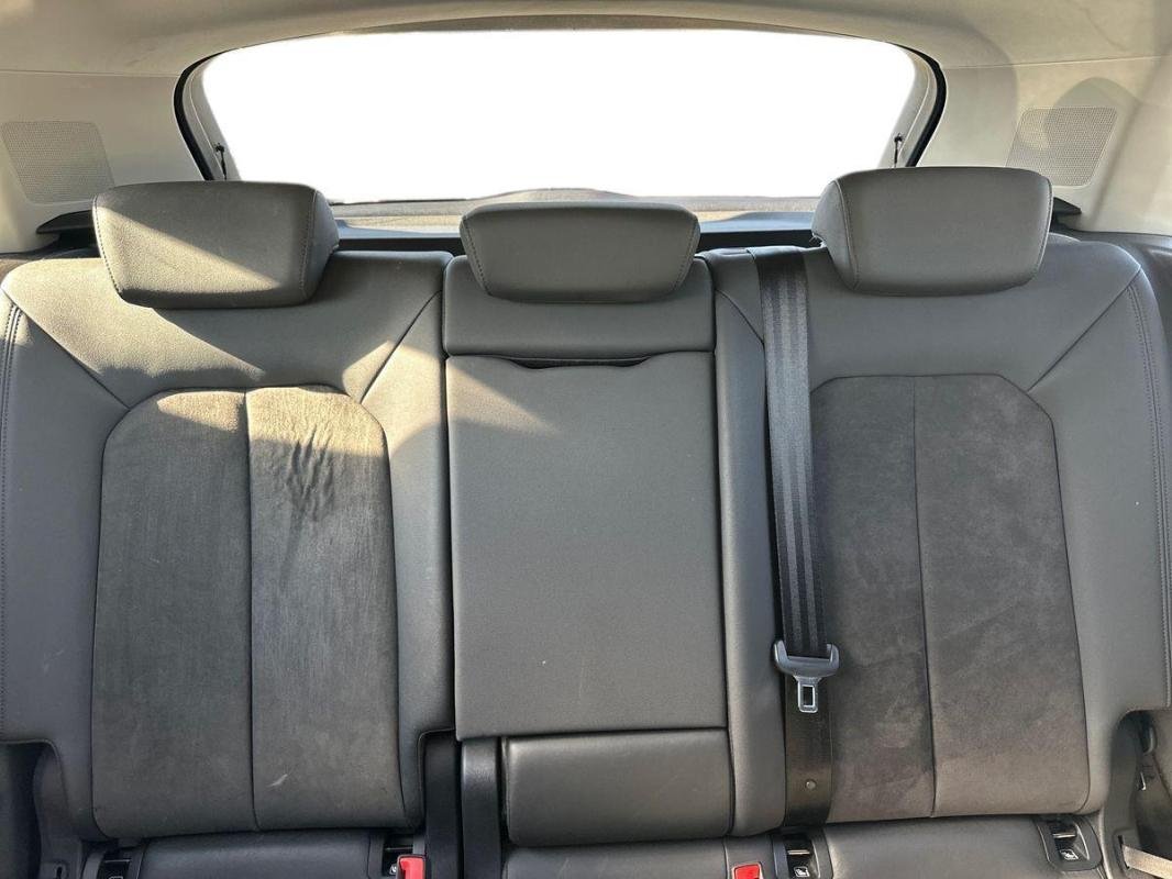 Audi Q3 - Photo 22