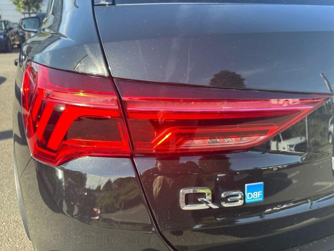 Audi Q3 - Photo 30