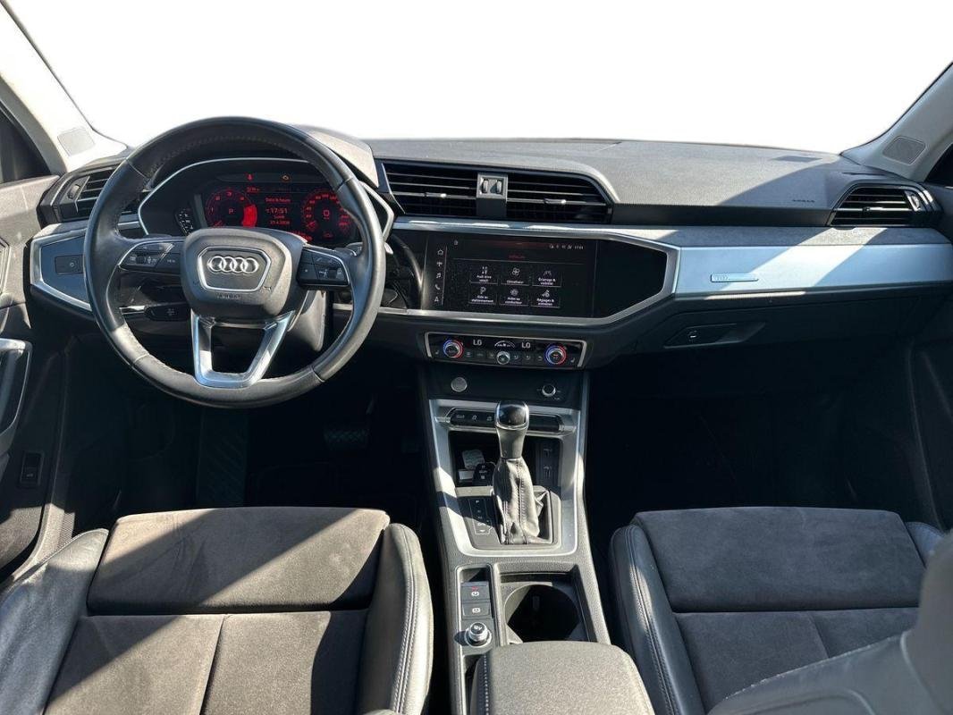 Audi Q3 - Photo 8