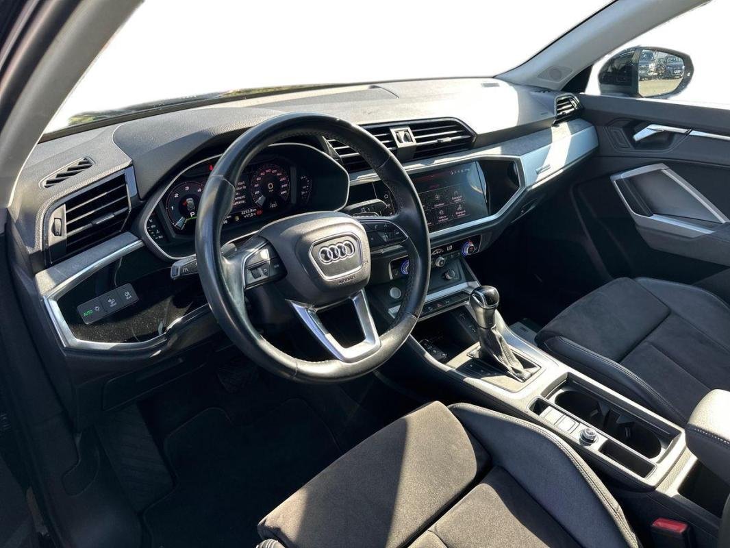 Audi Q3 - Photo 9