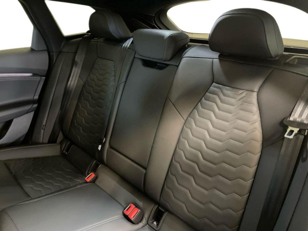 Audi e-tron - Photo 23