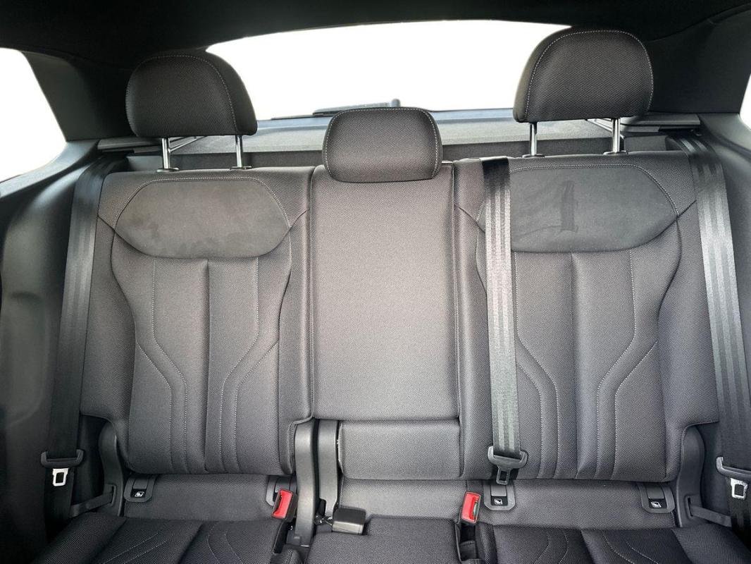 Audi Q3 - Photo 25