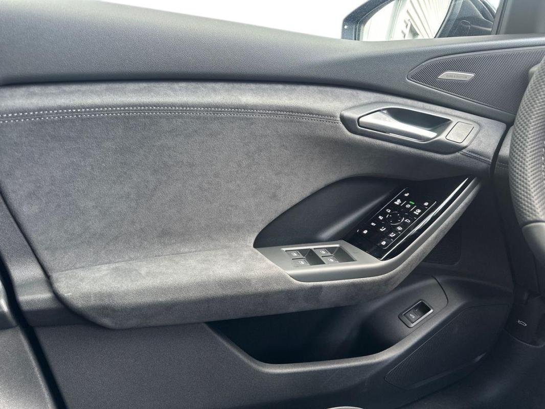 Audi q6 e-tron - Photo 19