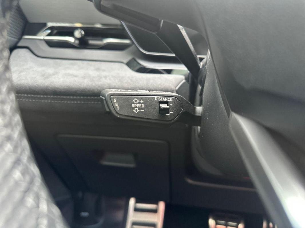 Audi q6 e-tron - Photo 25