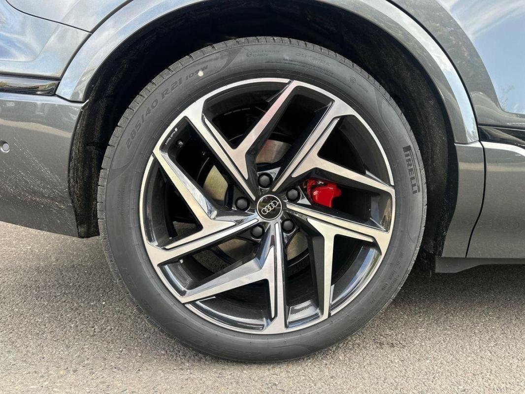 Audi q6 e-tron - Photo 32