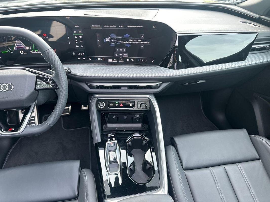Audi Q5 - Photo 13