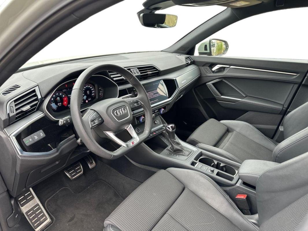 Audi Q3 Sportback - Photo 9