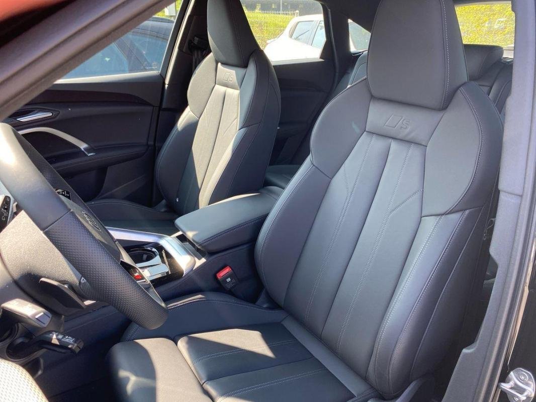 Audi Q5 - Photo 16