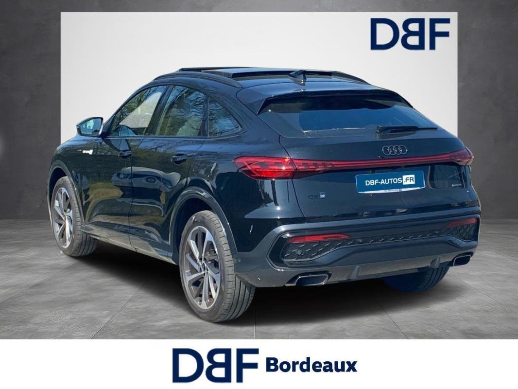 Audi Q5 - Photo 2
