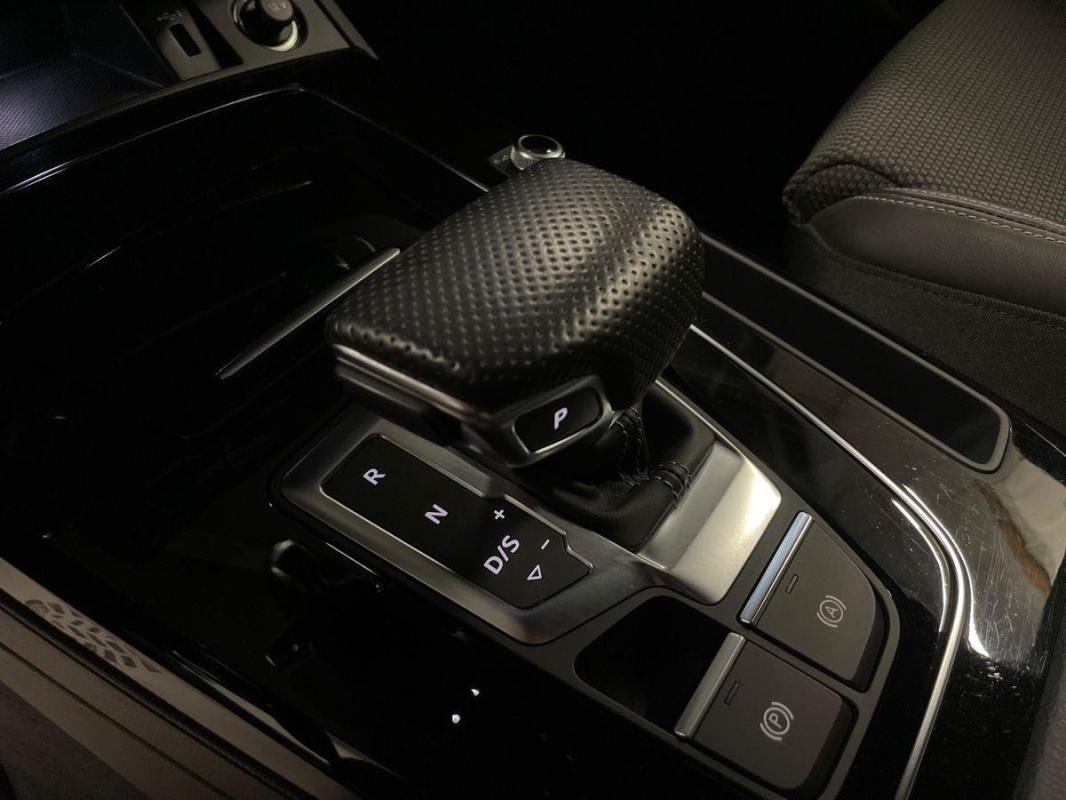 Audi Q5 Sportback - Photo 11