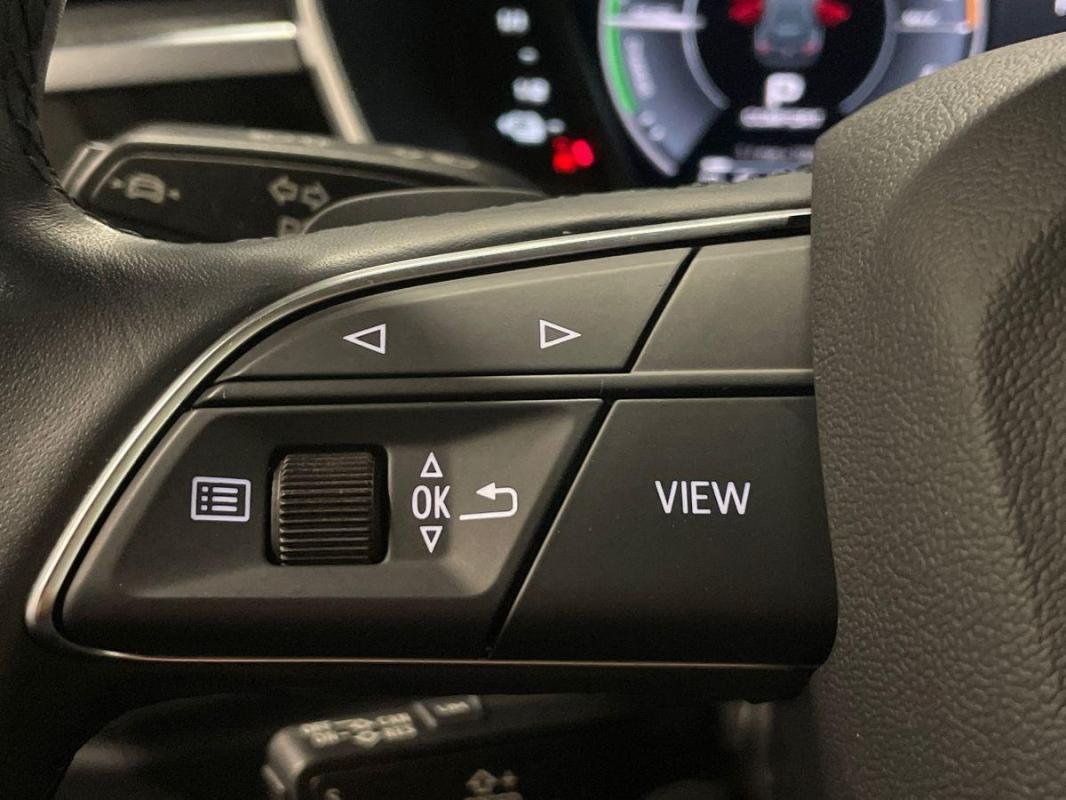 Audi Q3 - Photo 20