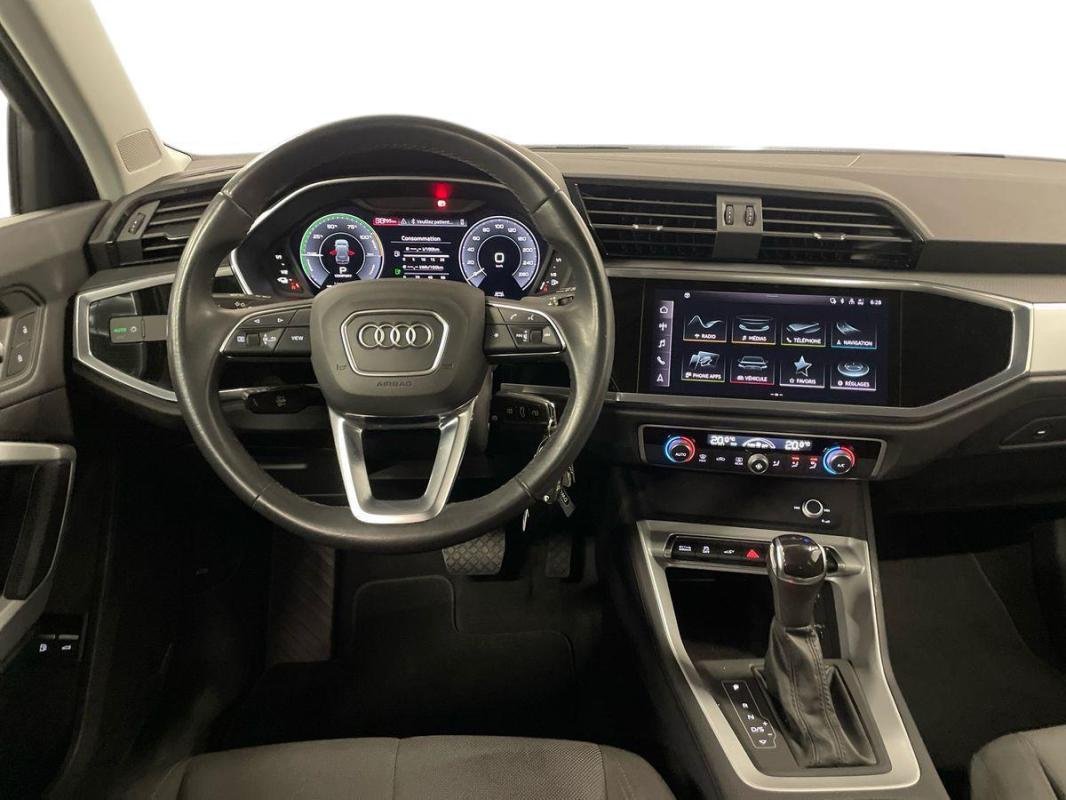 Audi Q3 - Photo 24