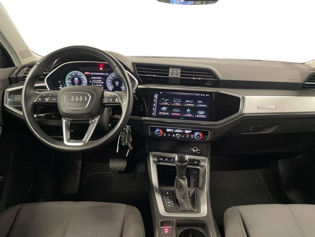 Audi Q3 - Photo 8