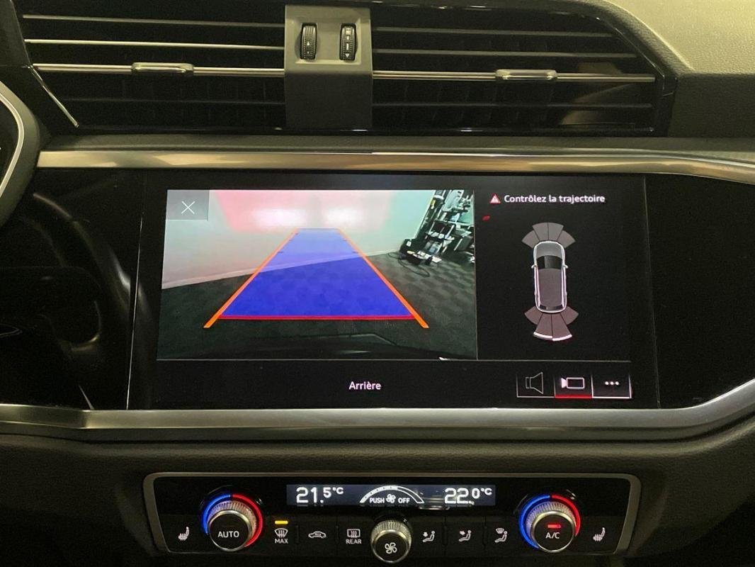 Audi Q3 - Photo 18