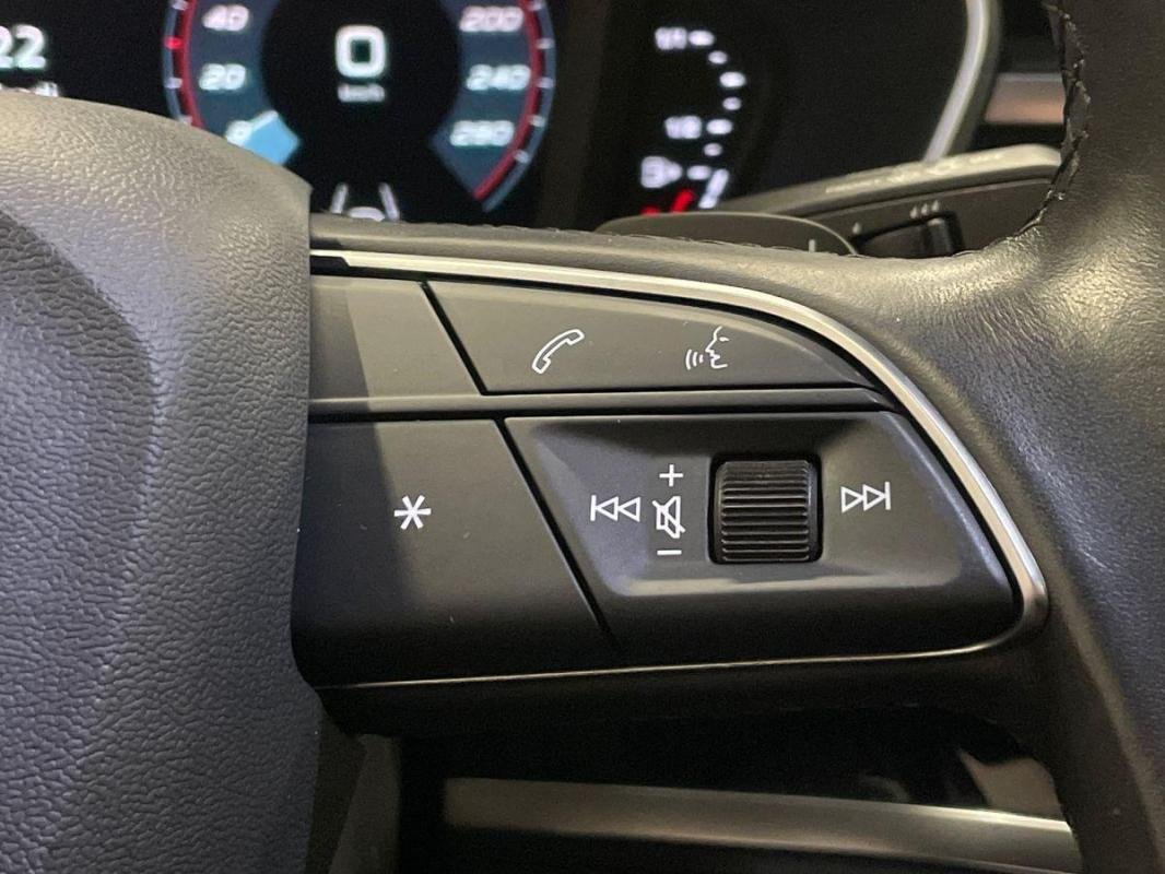 Audi Q3 - Photo 20