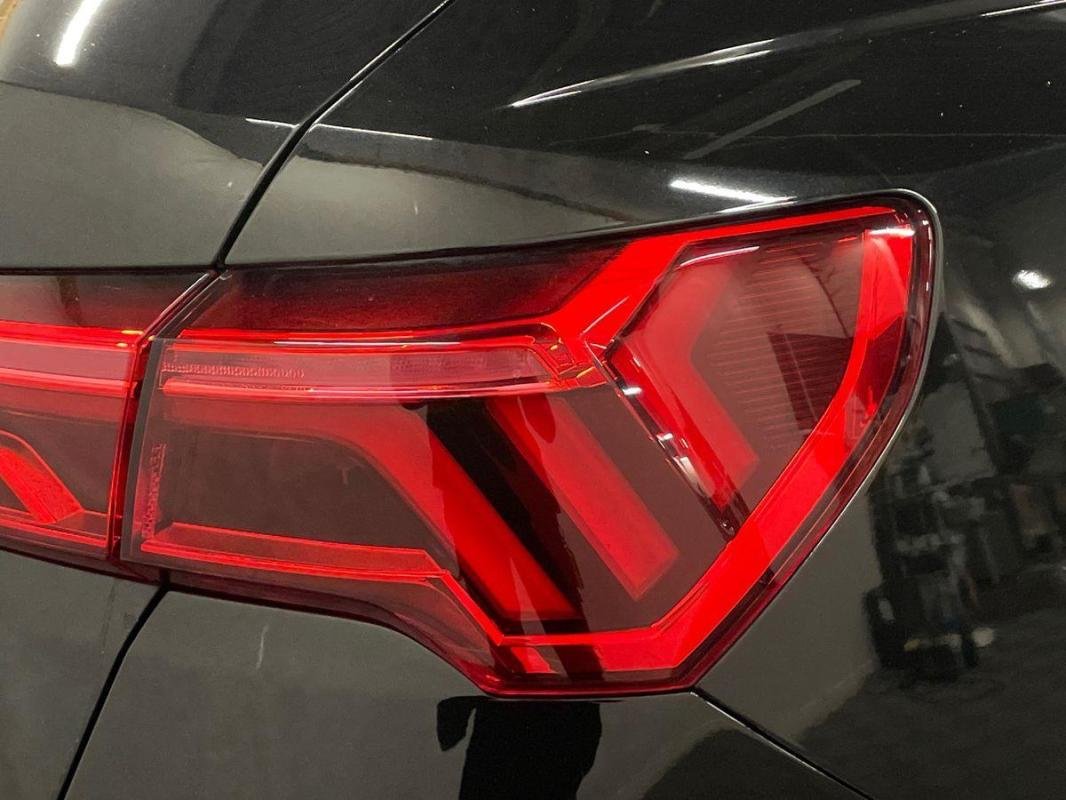 Audi Q3 - Photo 30