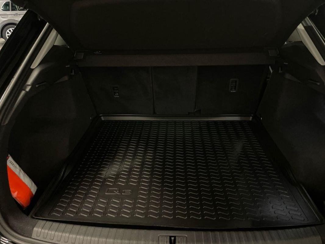 Audi Q3 - Photo 31