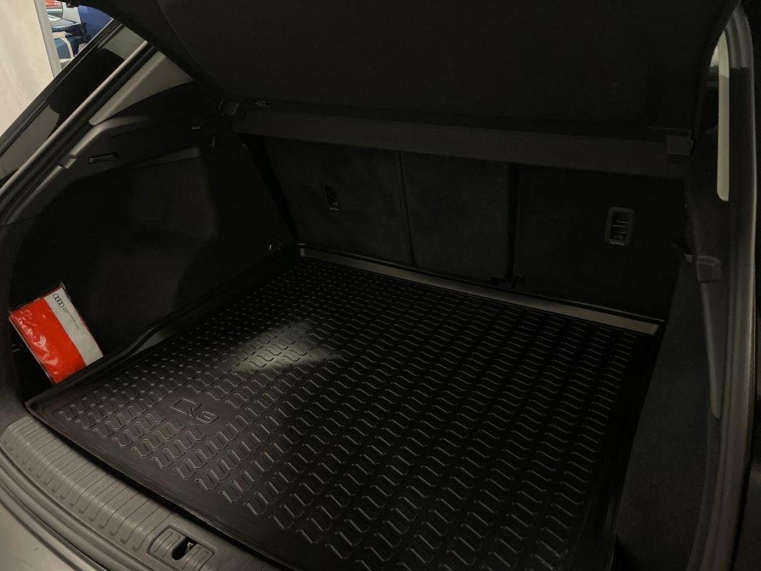 Audi Q3 - Photo 32