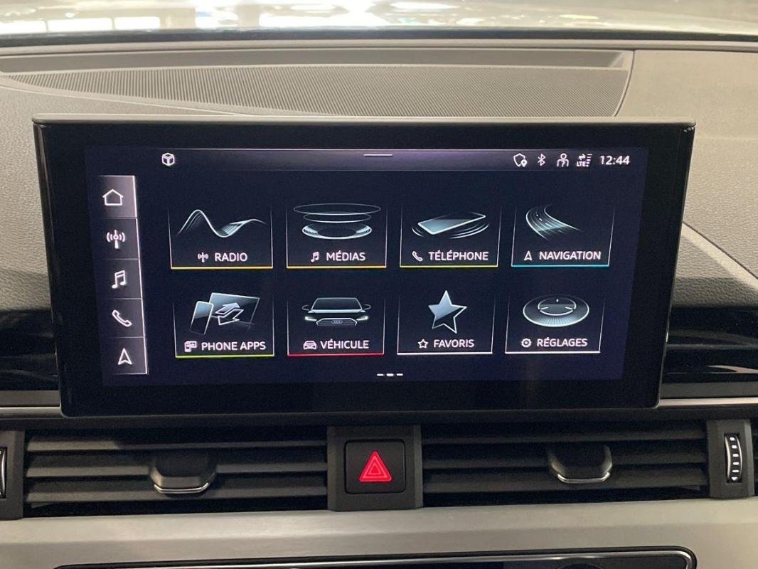 Audi A4 Avant - Photo 16