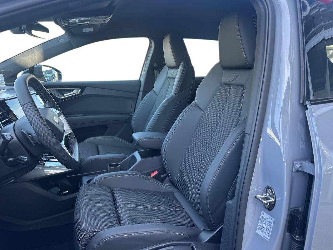 Audi Q4 e-tron - Photo 16