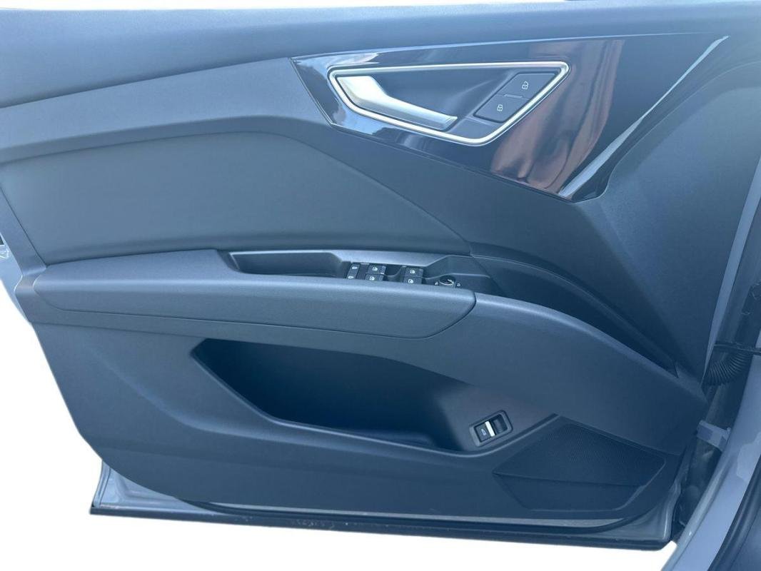 Audi Q4 e-tron - Photo 18