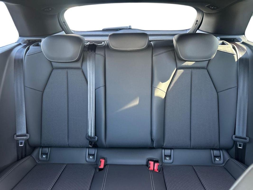 Audi Q4 e-tron - Photo 25