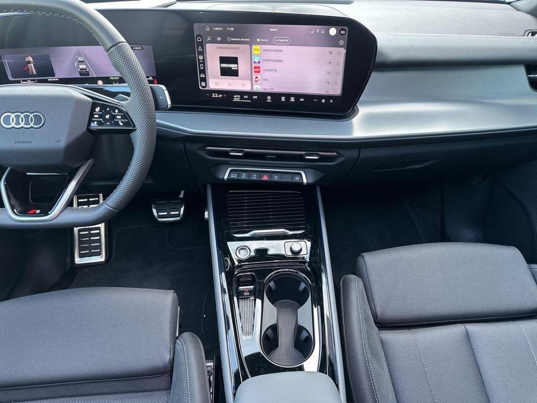 Audi Q3 - Photo 14