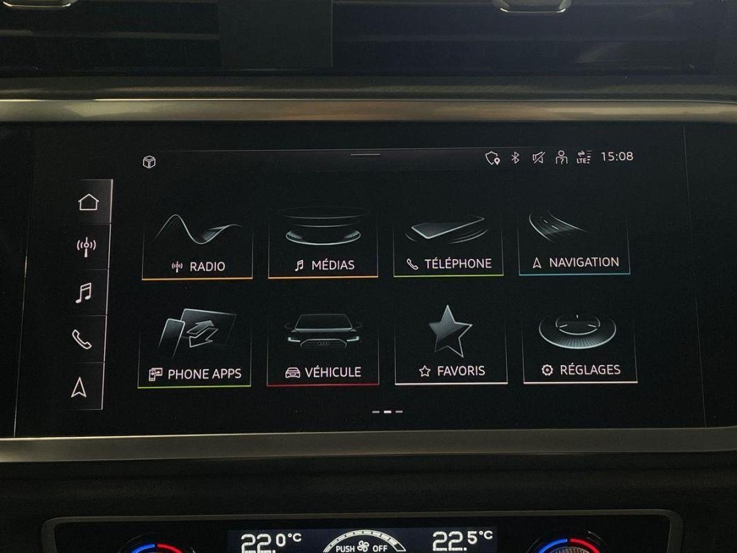 Audi Q3 - Photo 16