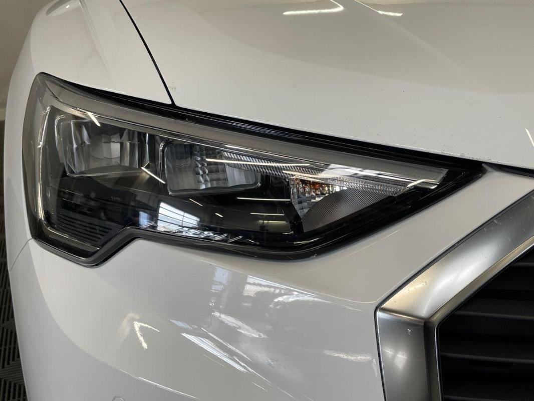 Audi Q3 - Photo 25