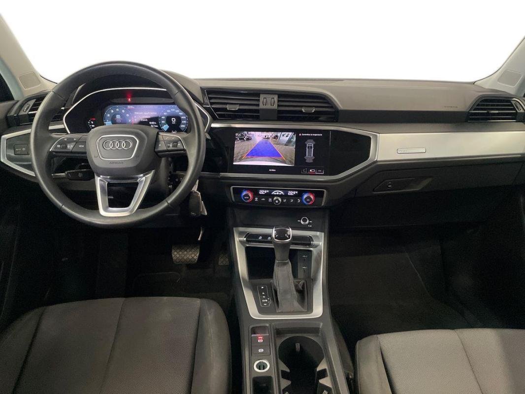Audi Q3 - Photo 8