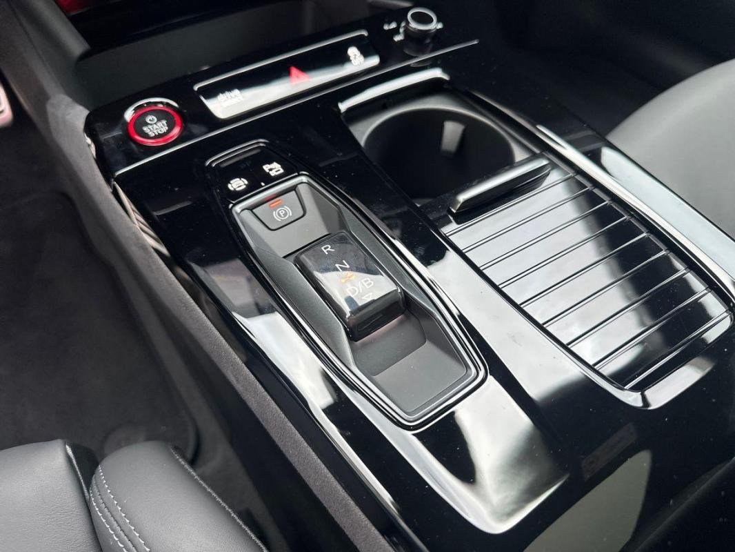 Audi e-tron - Photo 12