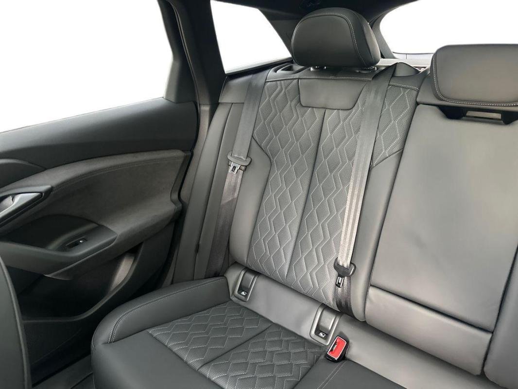 Audi e-tron - Photo 23