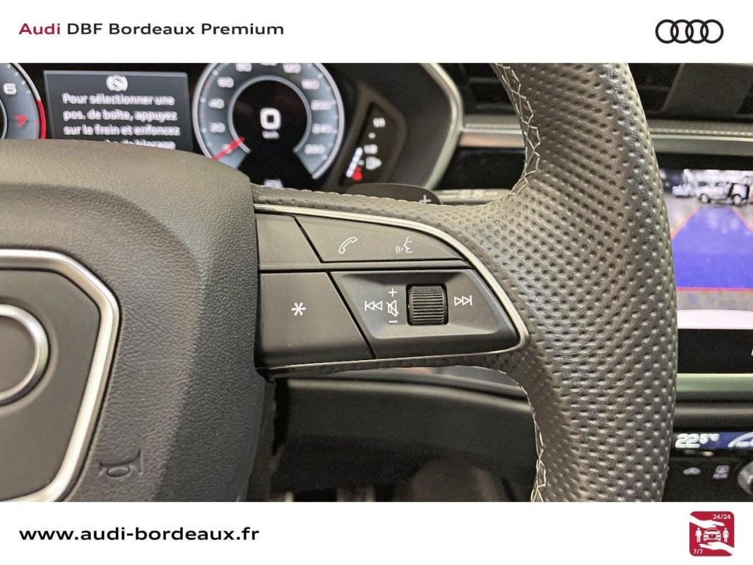 Audi Q3 - Photo 22