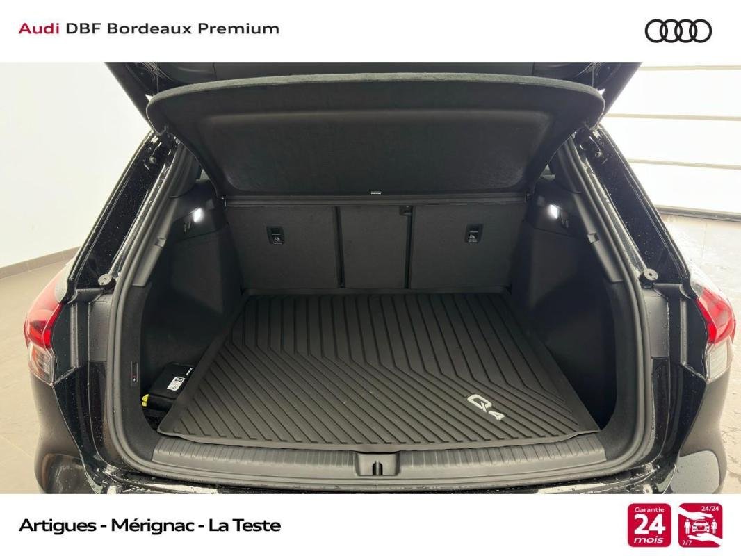Audi Q4 e-tron - Photo 12