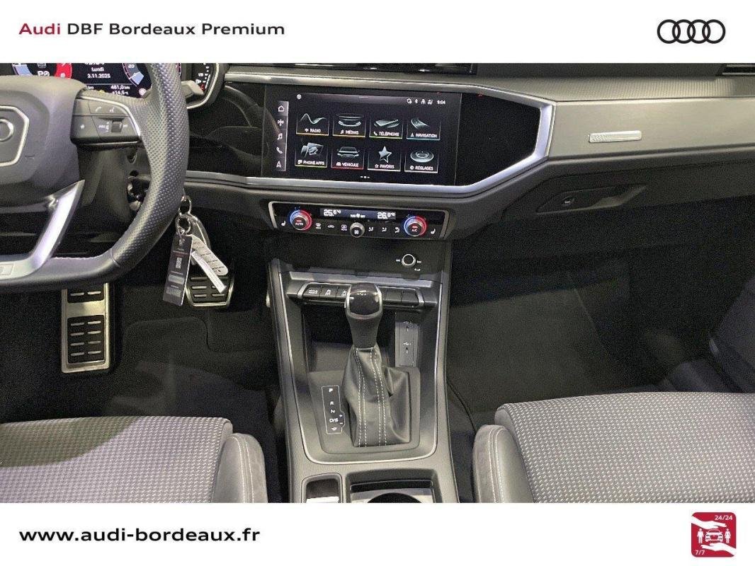 Audi Q3 - Photo 16