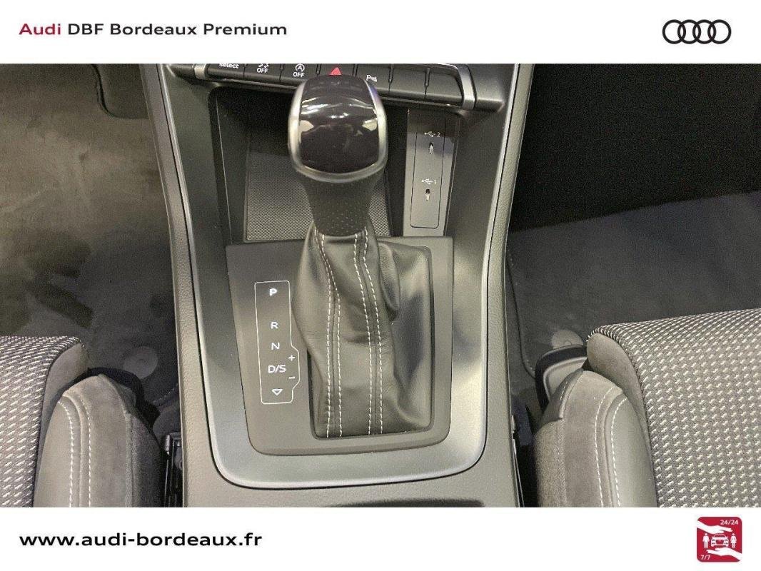 Audi Q3 - Photo 22