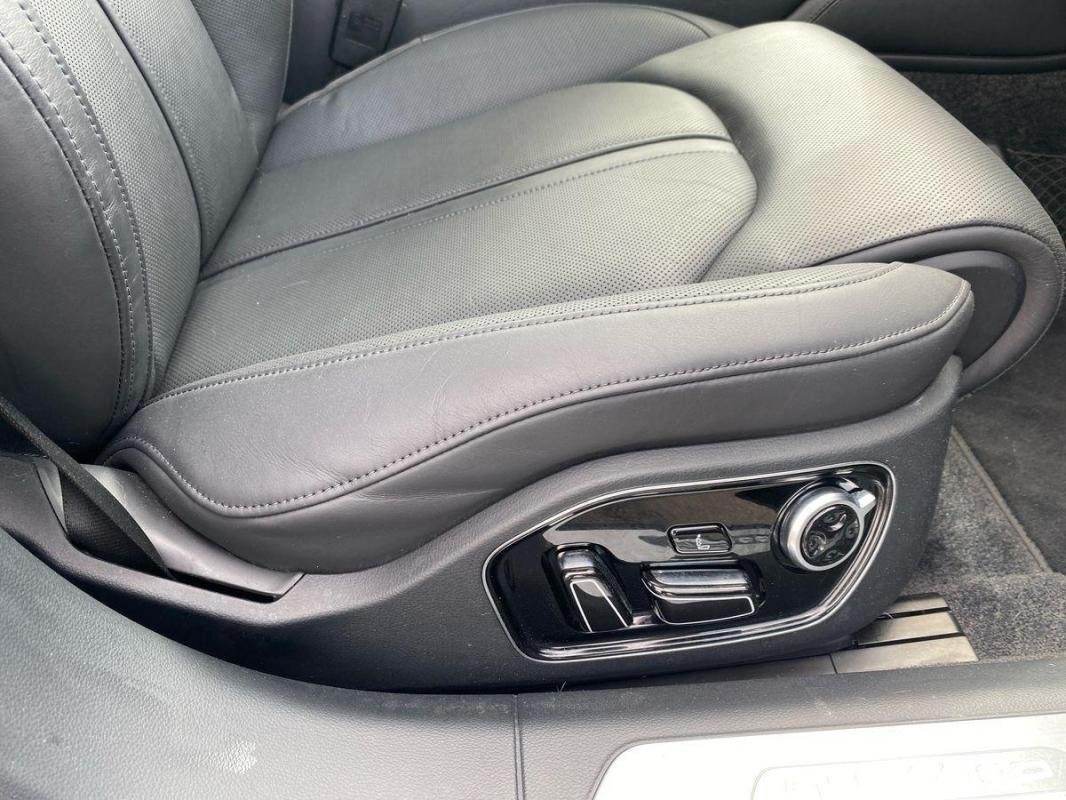 Audi A8 - Photo 14