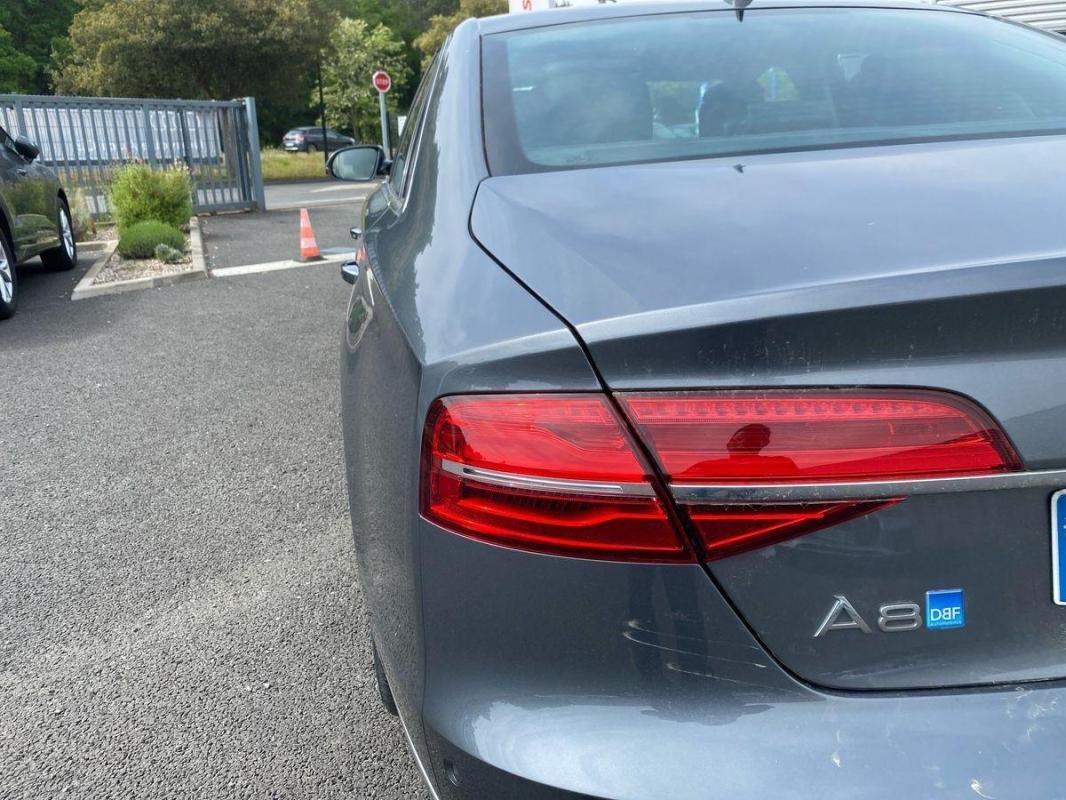 Audi A8 - Photo 30