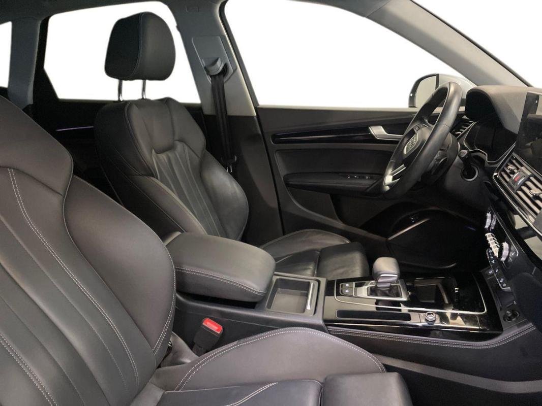 Audi Q5 - Photo 13