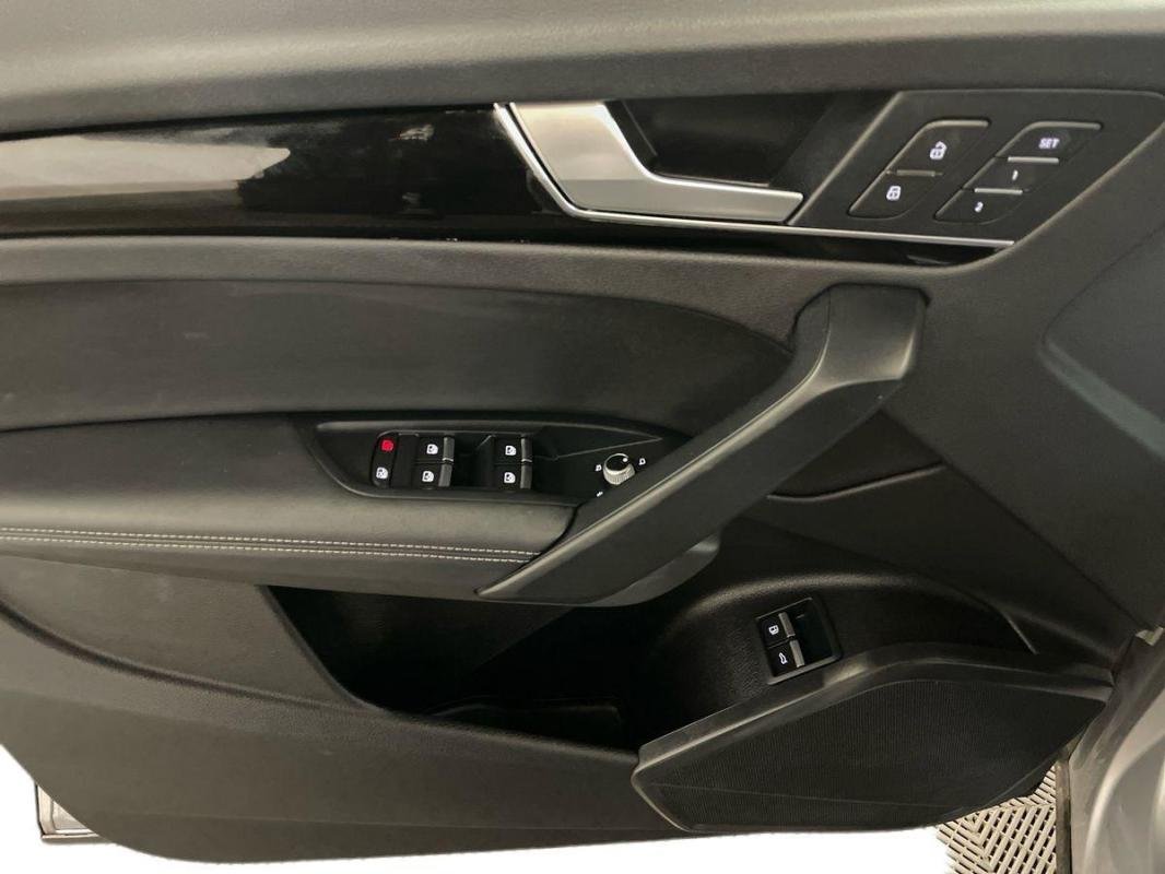 Audi Q5 - Photo 15