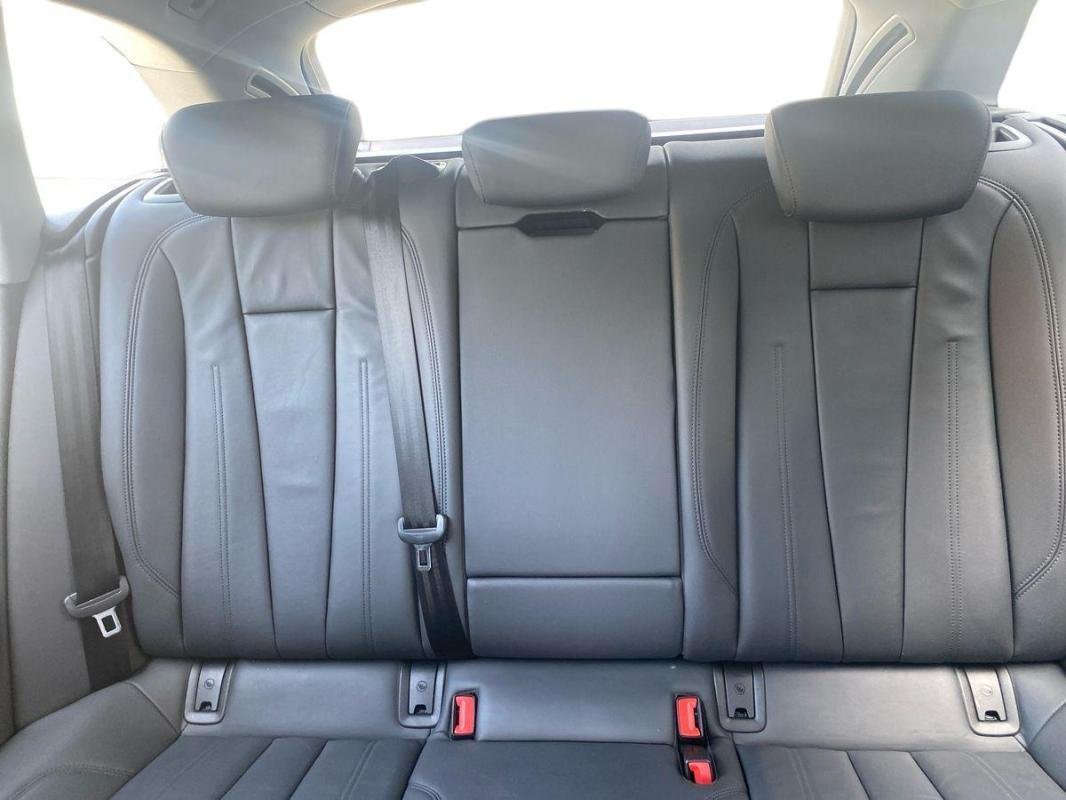 Audi A4 Avant - Photo 22
