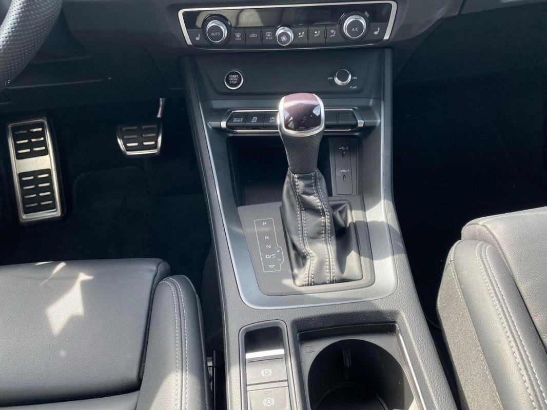 Audi Q3 Sportback - Photo 11